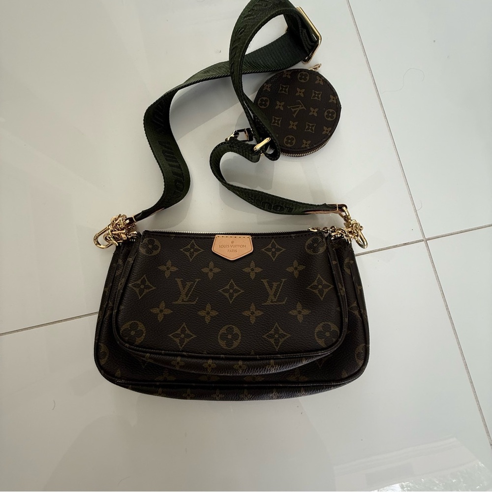 Louis Vuitton Monogram Crossbody Bag - Brown
